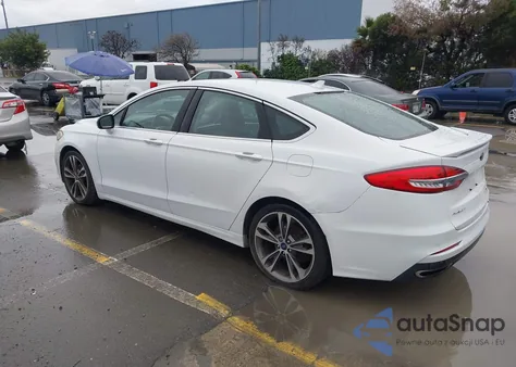 2020 Ford Fusion Titanium z USA, uszkodzony, nr VIN 3FA6P0D99LR193631